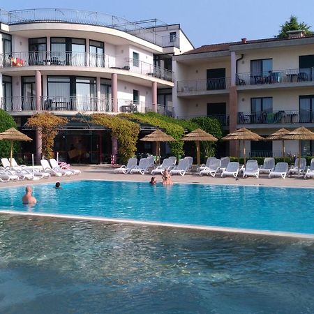 Nettuno Residence Hotel Peschiera del Garda Eksteriør billede