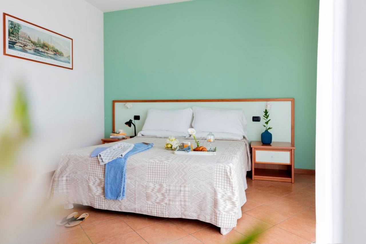 Nettuno Residence Hotel Peschiera del Garda Eksteriør billede