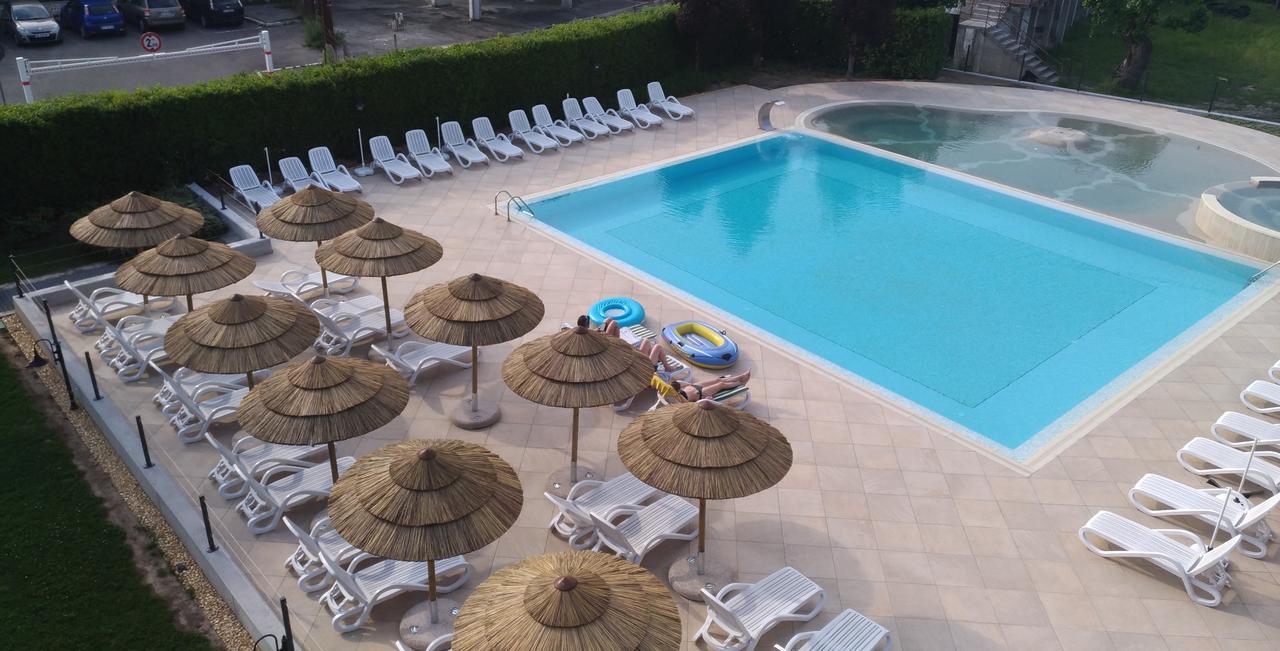 Nettuno Residence Hotel Peschiera del Garda Eksteriør billede
