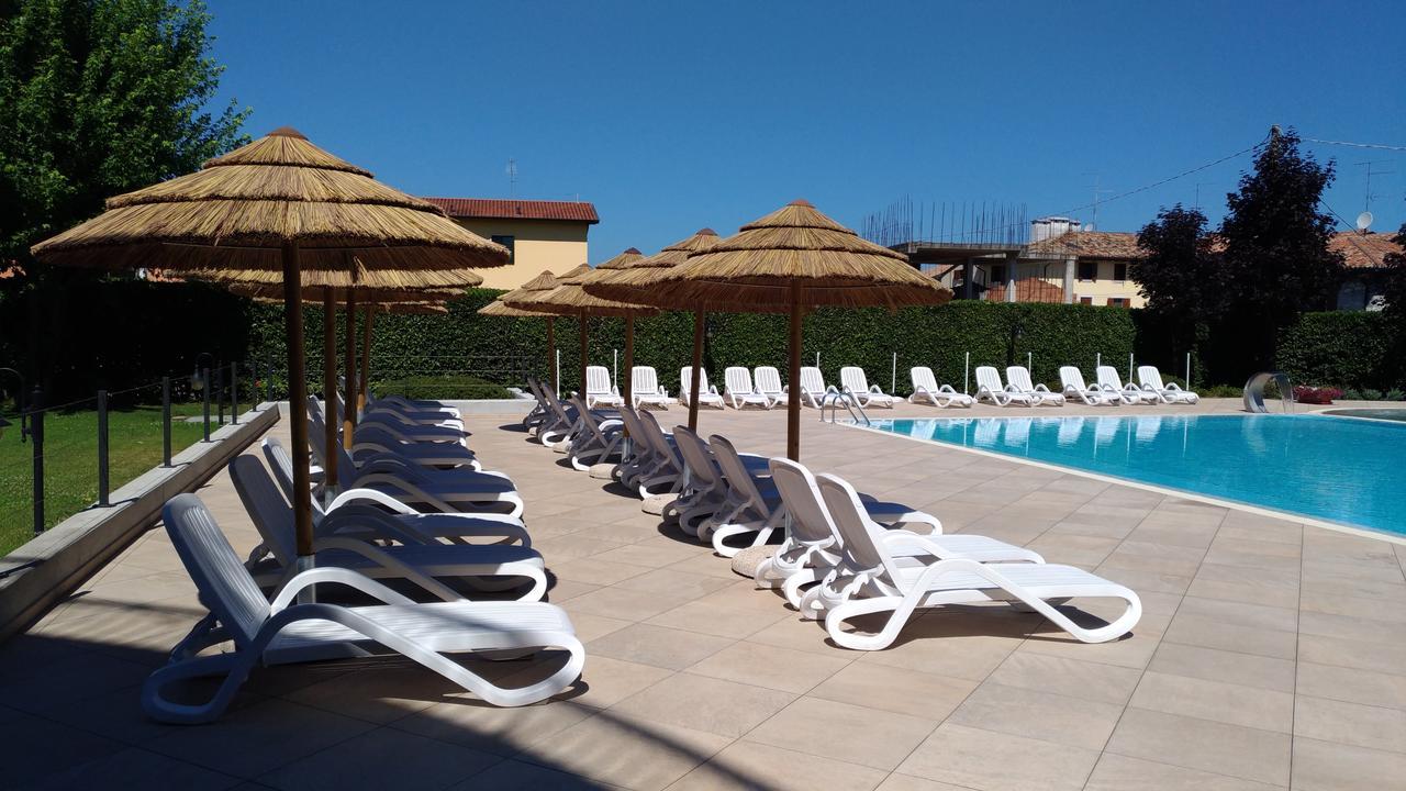 Nettuno Residence Hotel Peschiera del Garda Eksteriør billede