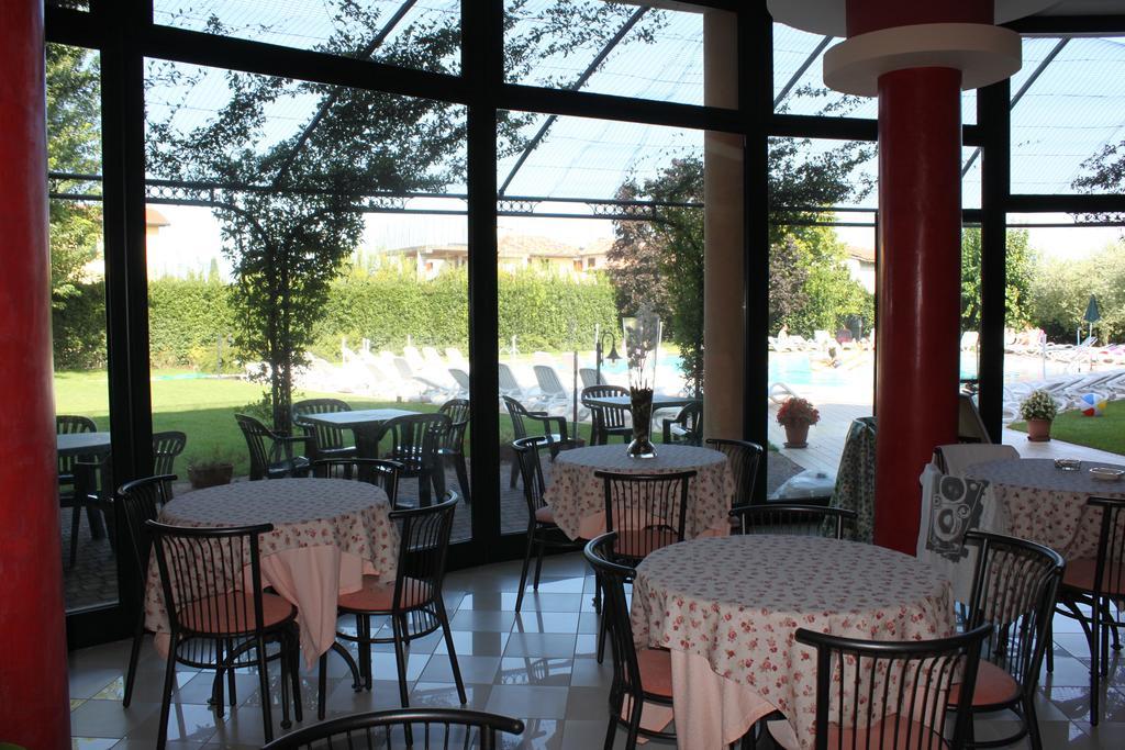 Nettuno Residence Hotel Peschiera del Garda Eksteriør billede